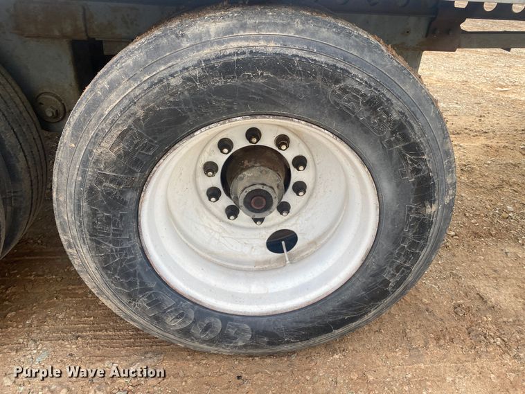 image for item DL6992 2014 Stoughton  dry van trailer