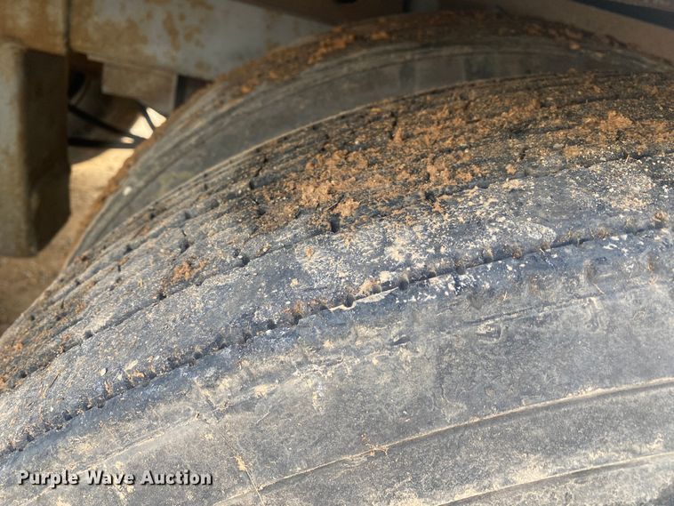 image for item DL6992 2014 Stoughton  dry van trailer