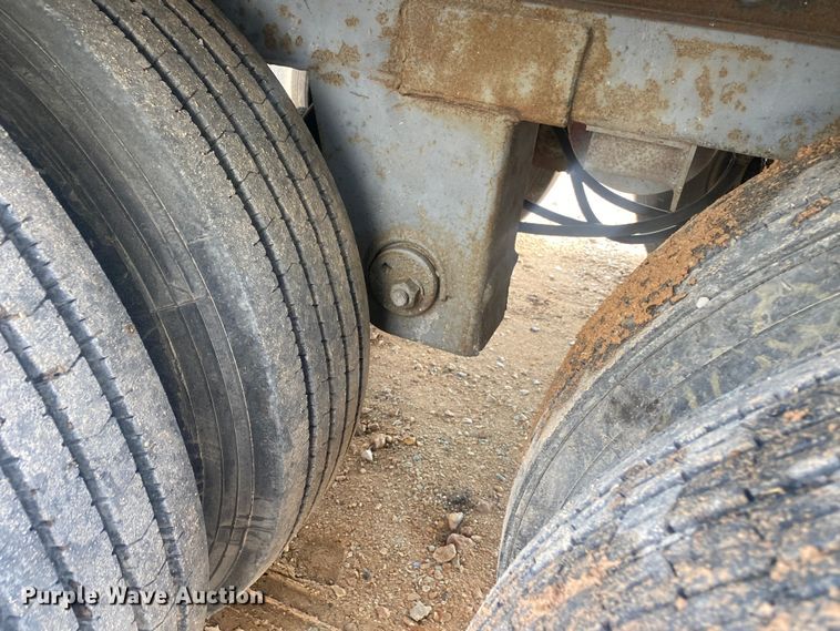 image for item DL6992 2014 Stoughton  dry van trailer