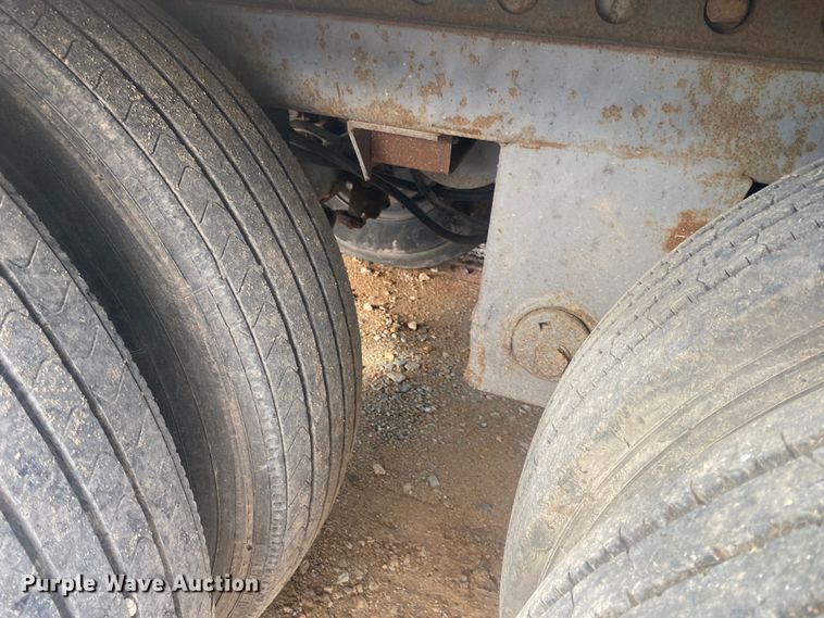 image for item DL6992 2014 Stoughton  dry van trailer