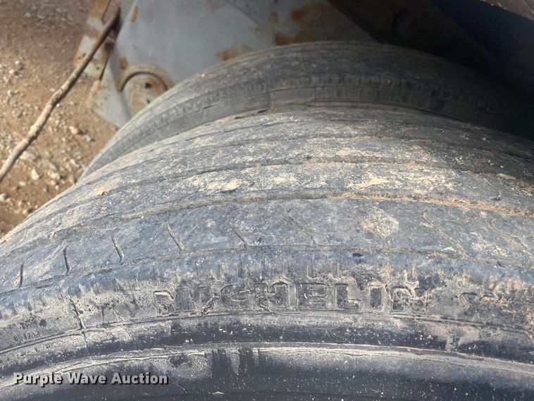 image for item DL6992 2014 Stoughton  dry van trailer