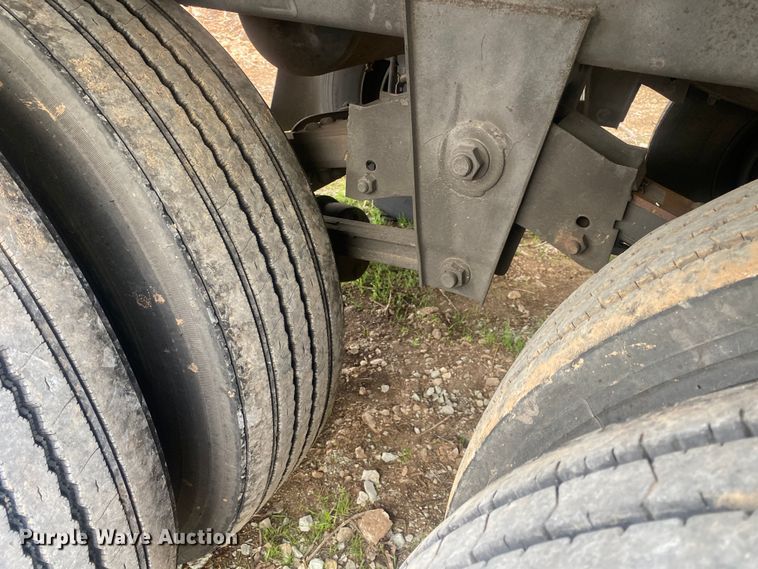 image for item DL6993 2012 Hyundai  dry van trailer