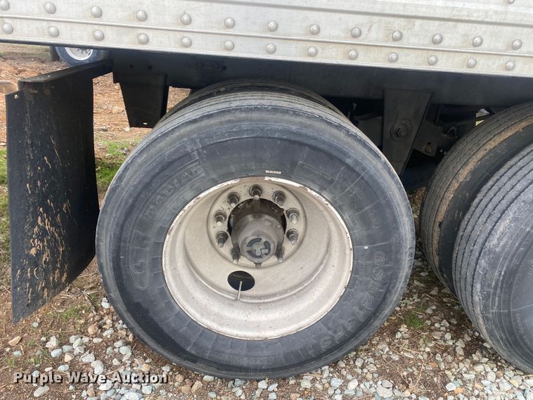 image for item DL6993 2012 Hyundai  dry van trailer