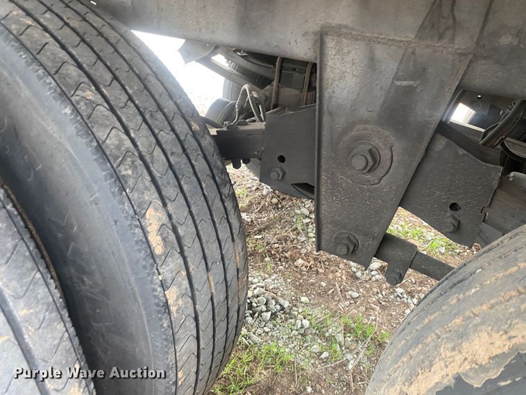 image for item DL6993 2012 Hyundai  dry van trailer