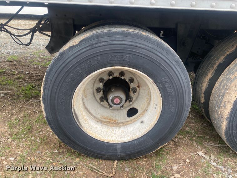 image for item DL6993 2012 Hyundai  dry van trailer