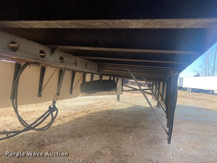 image for item DL6994 2011 Utility VS2DX  dry van trailer