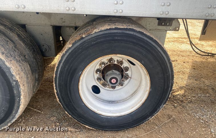 image for item DL6994 2011 Utility VS2DX  dry van trailer