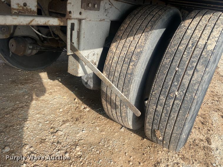 image for item DL6994 2011 Utility VS2DX  dry van trailer