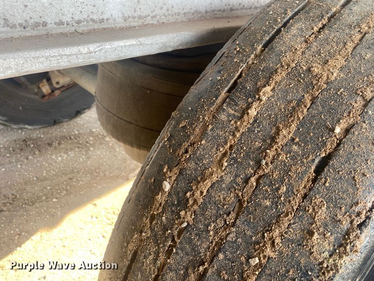 image for item DL6995 2005 Ravens HAFTW-5-9048WSAWL  flatbed trailer