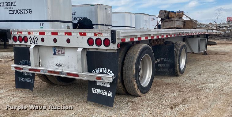 image for item DL6996 2005 Chaparral  flatbed trailer