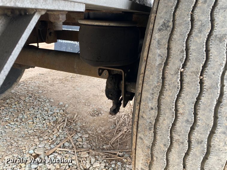 image for item DL6996 2005 Chaparral  flatbed trailer