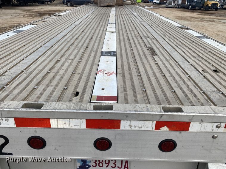 image for item DL6996 2005 Chaparral  flatbed trailer