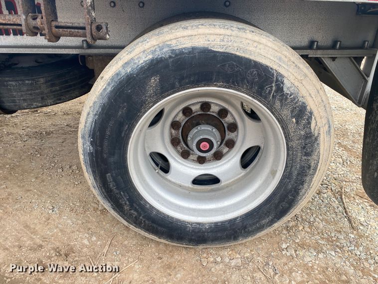 image for item DL6996 2005 Chaparral  flatbed trailer