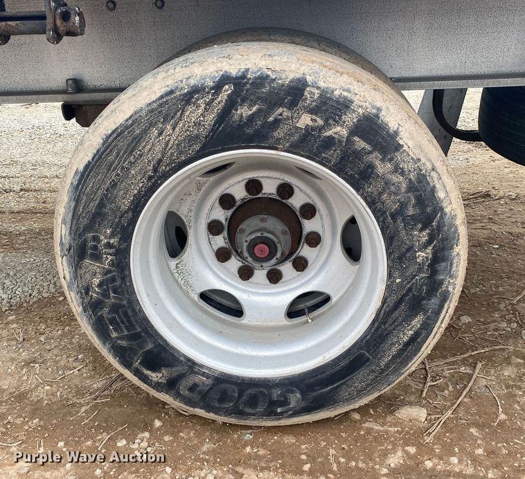 image for item DL6996 2005 Chaparral  flatbed trailer