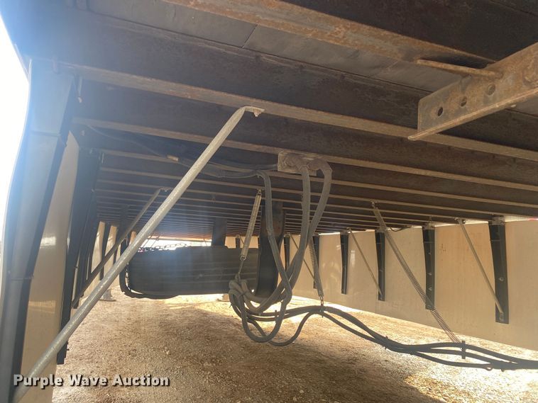 image for item DL6997 2007 Vanguard VIP4000  dry van trailer