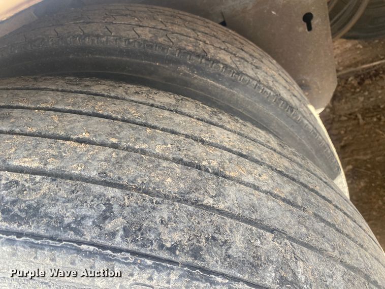 image for item DL6997 2007 Vanguard VIP4000  dry van trailer