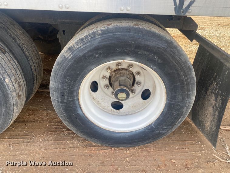 image for item DL6997 2007 Vanguard VIP4000  dry van trailer