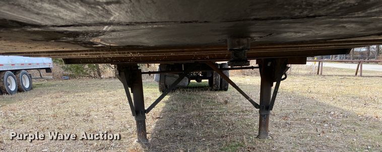 image for item DL6998 2001 Stoughton VIP4000  dry van trailer