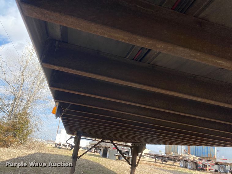 image for item DL6998 2001 Stoughton VIP4000  dry van trailer