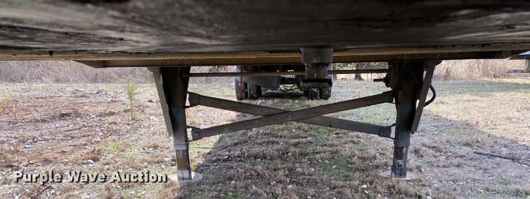 image for item DL6999 2001 Utility VS2DC  dry van trailer