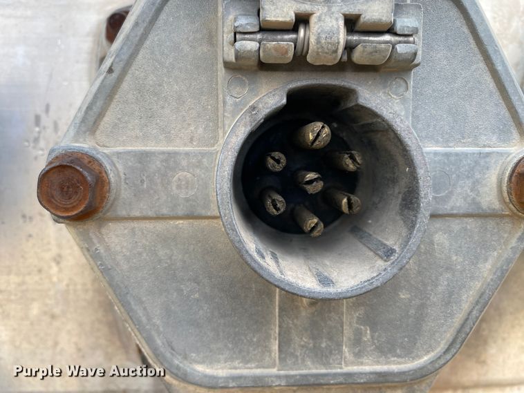 image for item DL6999 2001 Utility VS2DC  dry van trailer