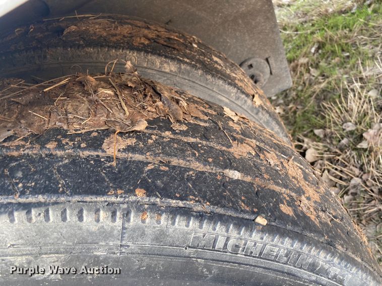 image for item DL6999 2001 Utility VS2DC  dry van trailer