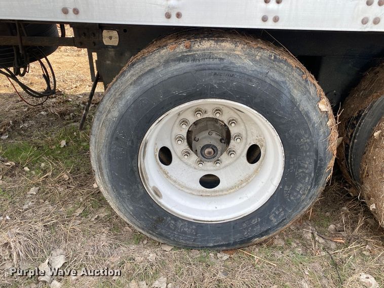 image for item DL6999 2001 Utility VS2DC  dry van trailer