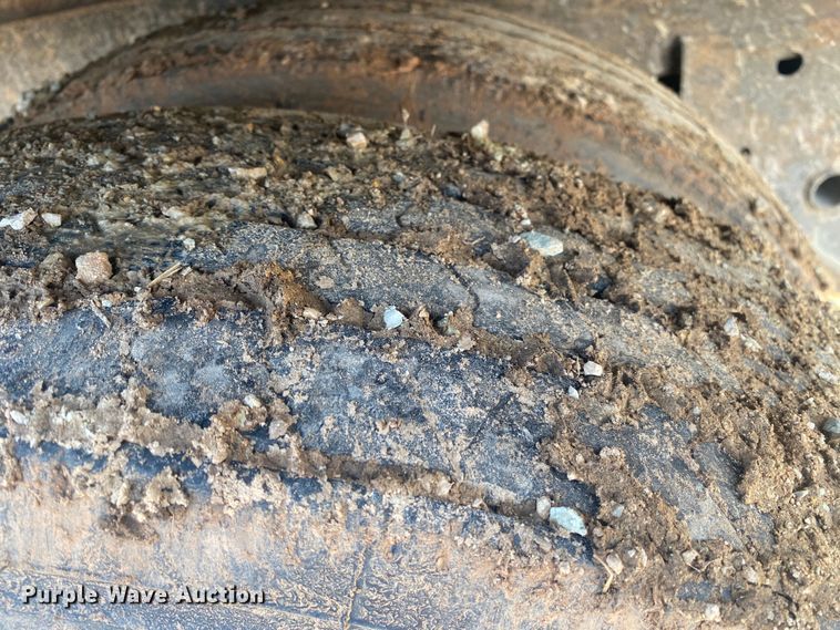 image for item DL7000 2002 Mond Industries  dry van trailer