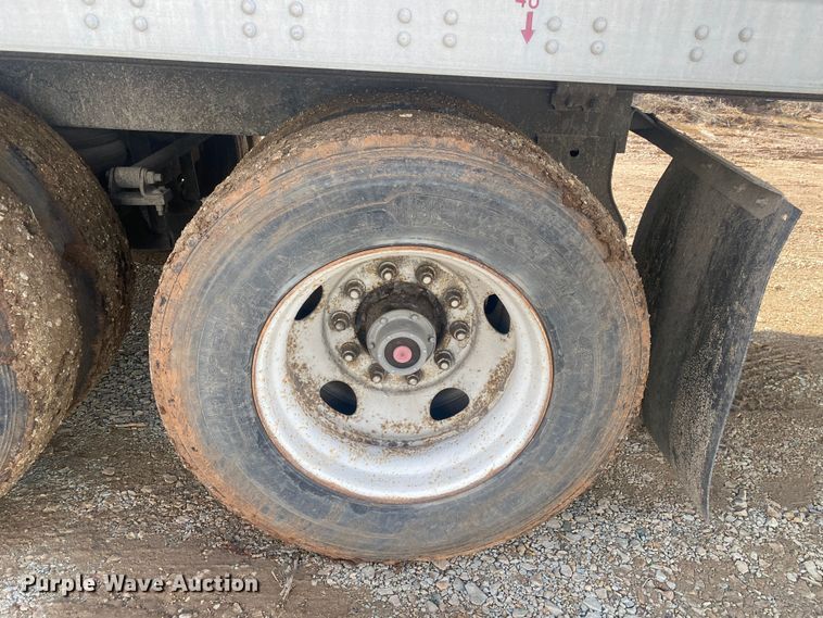 image for item DL7000 2002 Mond Industries  dry van trailer