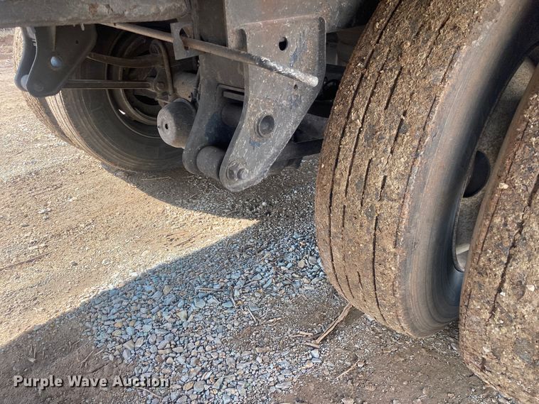 image for item DL7000 2002 Mond Industries  dry van trailer