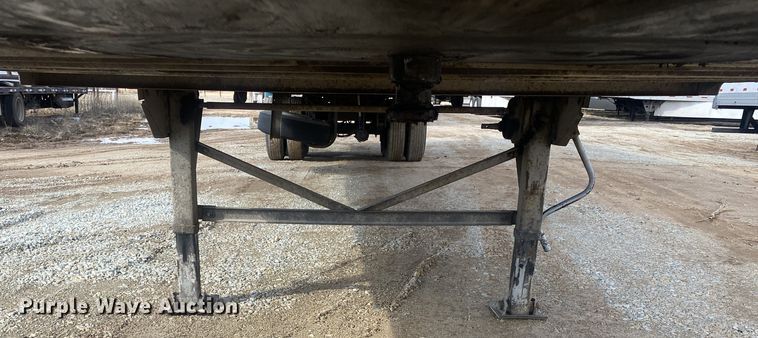 image for item DL7001 2004 Lufkin TFV-CLST  dry van trailer