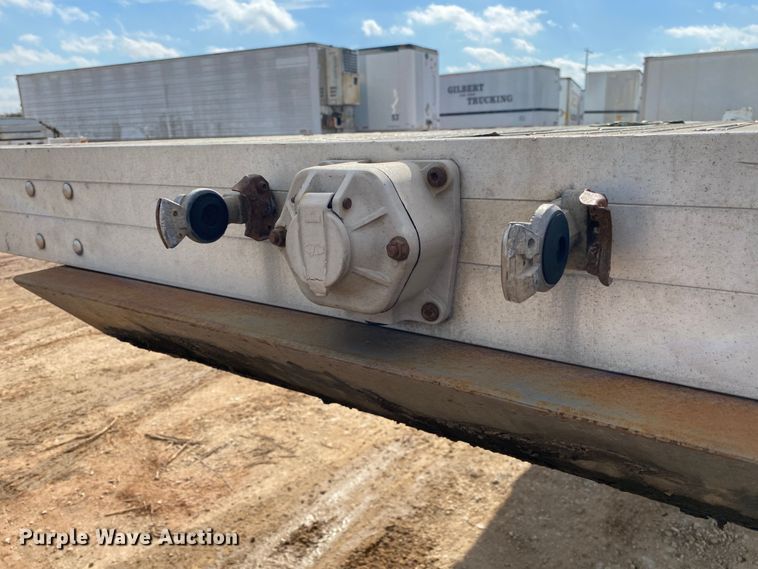 image for item DL7004 2005 Chaparral  flatbed trailer