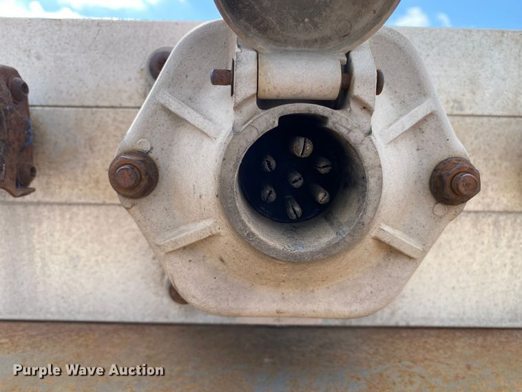 image for item DL7004 2005 Chaparral  flatbed trailer