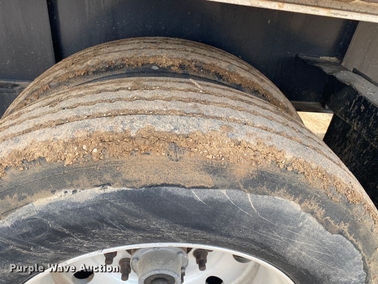 image for item DL7005 2006 Transcraft Eagle II  flatbed trailer