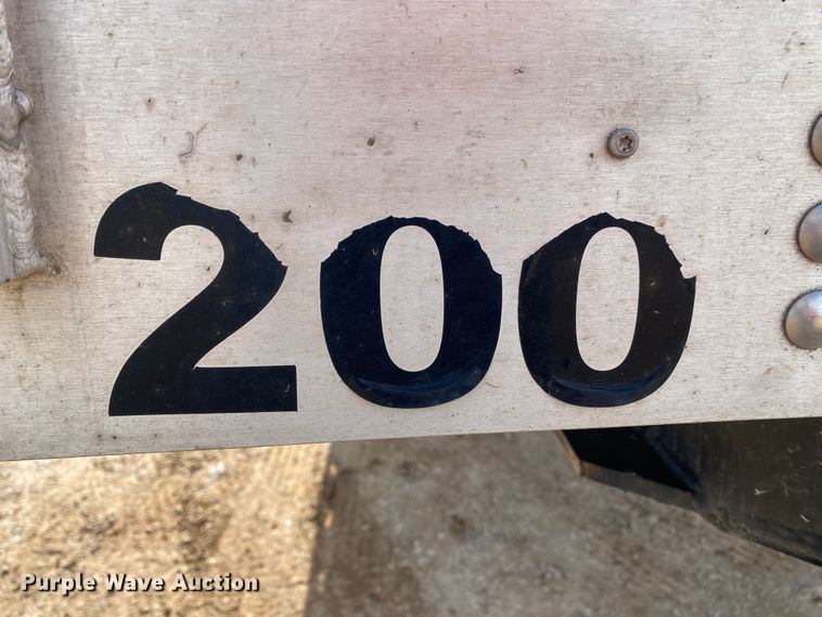 image for item DL7005 2006 Transcraft Eagle II  flatbed trailer