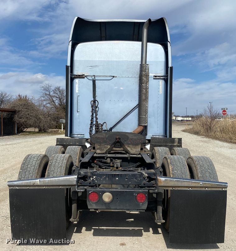 image for item DL7007 2009 Kenworth DS  semi truck