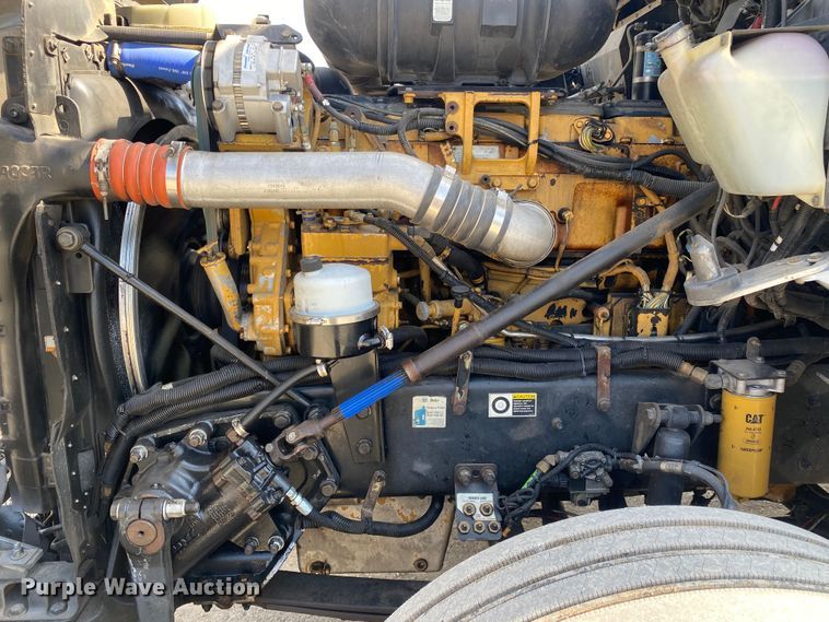 image for item DL7007 2009 Kenworth DS  semi truck