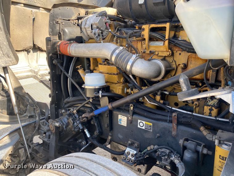 image for item DL7007 2009 Kenworth DS  semi truck