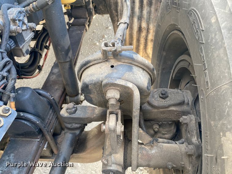 image for item DL7007 2009 Kenworth DS  semi truck