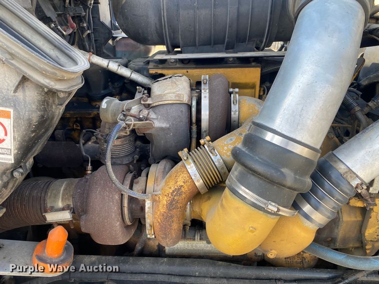 image for item DL7007 2009 Kenworth DS  semi truck