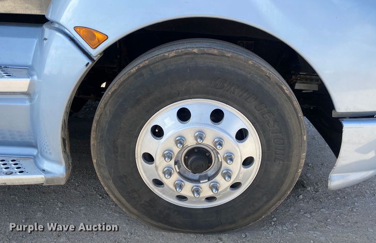 image for item DL7007 2009 Kenworth DS  semi truck