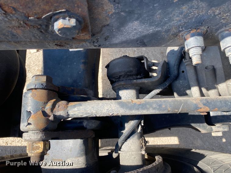 image for item DL7007 2009 Kenworth DS  semi truck