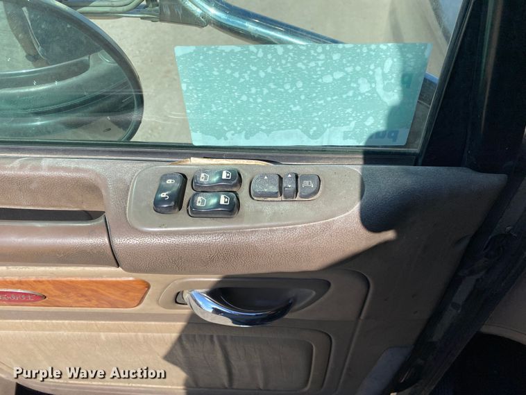 image for item DL7008 2008 Peterbilt 386  semi truck