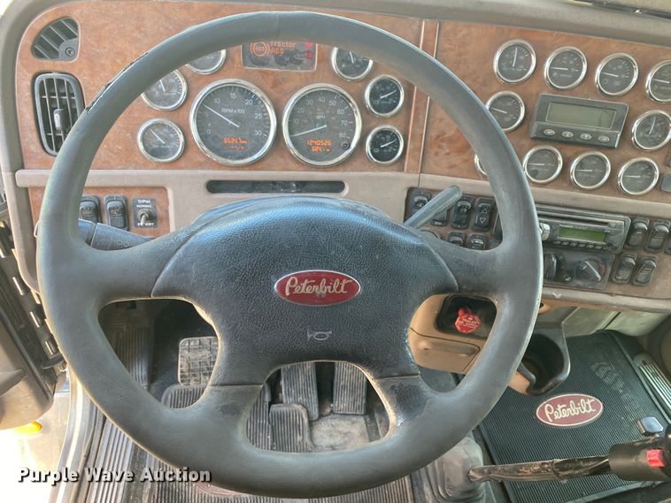 image for item DL7008 2008 Peterbilt 386  semi truck