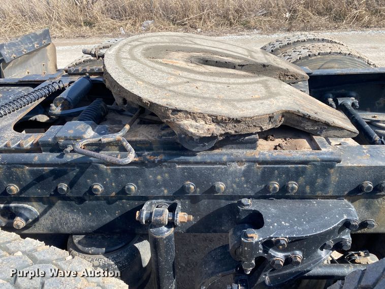 image for item DL7008 2008 Peterbilt 386  semi truck