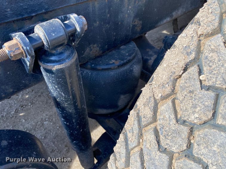 image for item DL7008 2008 Peterbilt 386  semi truck