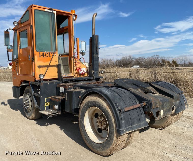 image for item DL7009 1999 Ottawa 30  yard truck