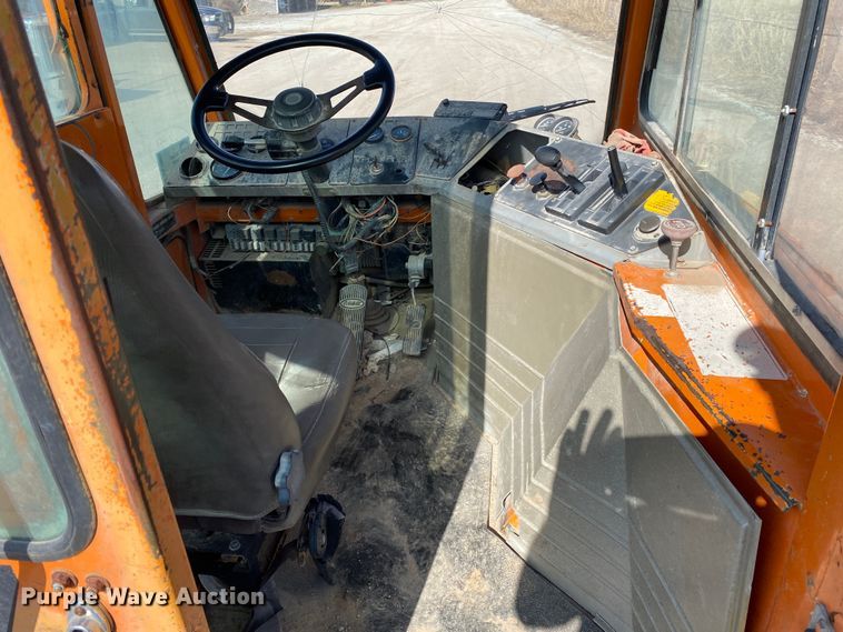 image for item DL7009 1999 Ottawa 30  yard truck