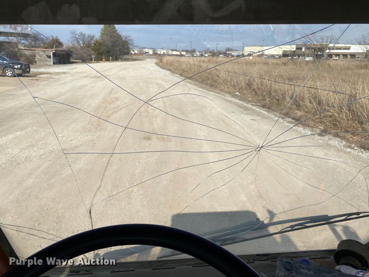 image for item DL7009 1999 Ottawa 30  yard truck