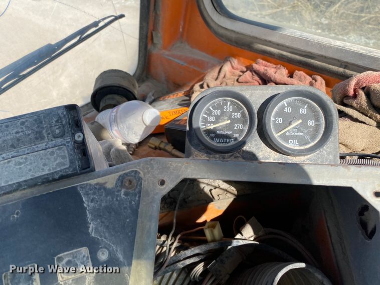 image for item DL7009 1999 Ottawa 30  yard truck